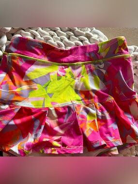 Trina Turk Neon Athletic skirt